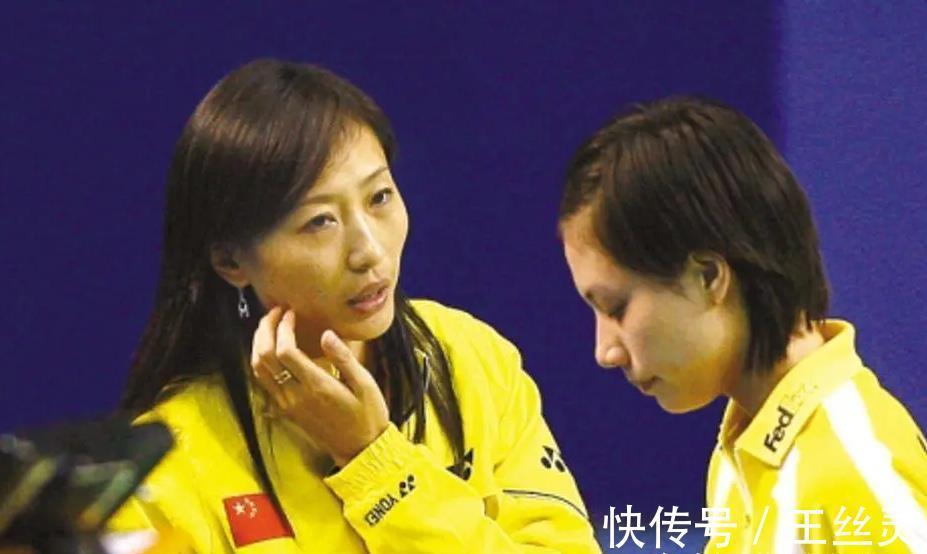 世界锦标赛|46岁羽坛女皇身材窈窕!二婚嫁德国老公,让林丹老婆留下永远遗憾