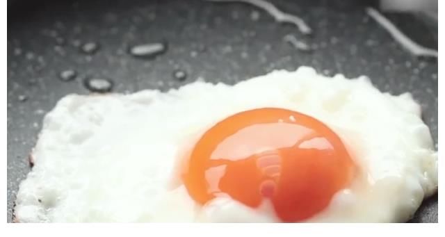 爱做饭的芋头，视频被质疑抄袭猪侨，粉丝力挺反被放鸽子