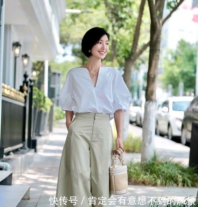 时尚博主|女生的服装穿搭要讲究，极简的穿搭风格更有时尚感，精致又高级