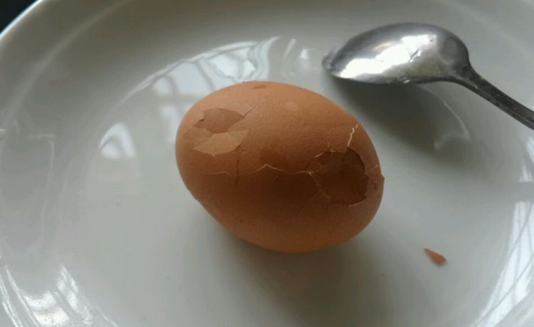 做五香茶叶蛋，用什么茶？教你正确做法，个个入味，茶香浓郁