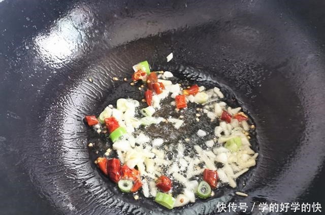 花蛤这样做才好吃,多加这一步,鲜美入味不牙碜,不费时又简单!