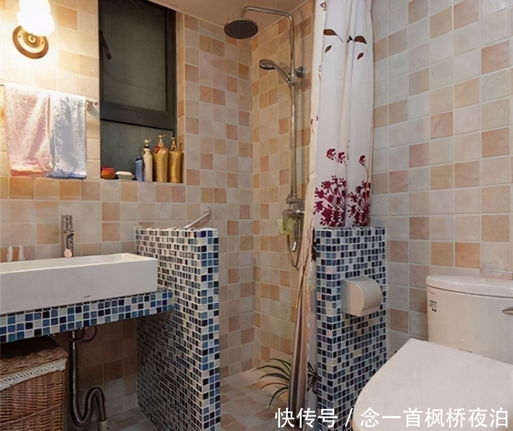 实用|越来越多人卫生间不做淋浴房,他们更爱省钱实用的设计,太聪明了
