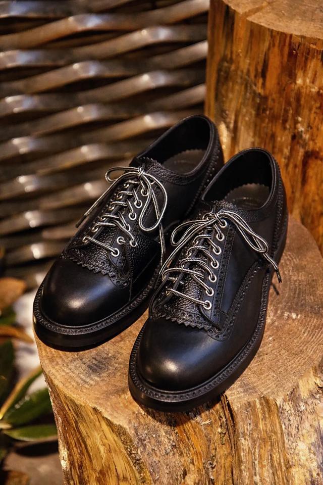 the 只有那些最叛逆、最朋克的人,才敢欣赏这样的鞋