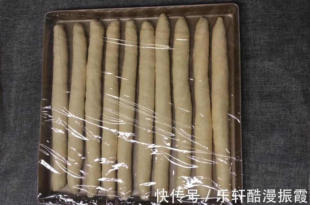 鸡蛋糖|腊肠火腿排包,美味营养,好吃健康