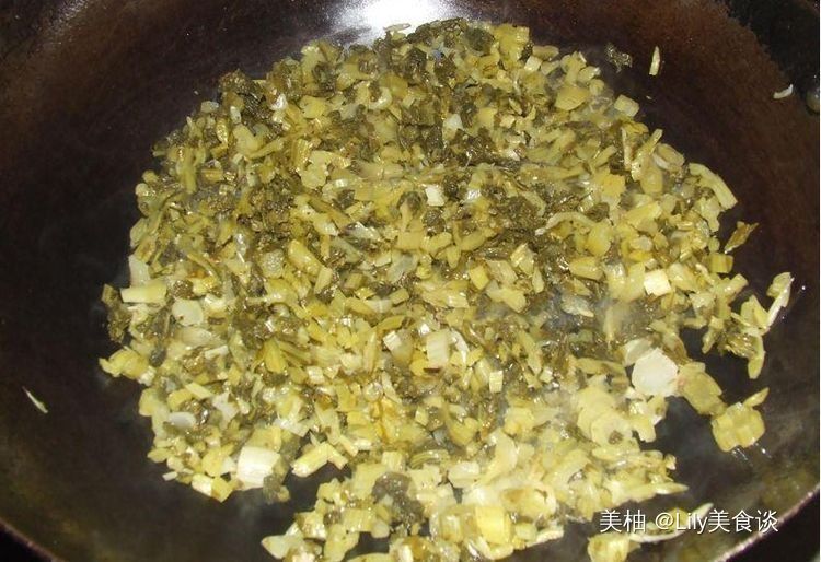 这是我吃过最下饭的家常菜,好吃的狠!没吃三碗饭都不轻易起身