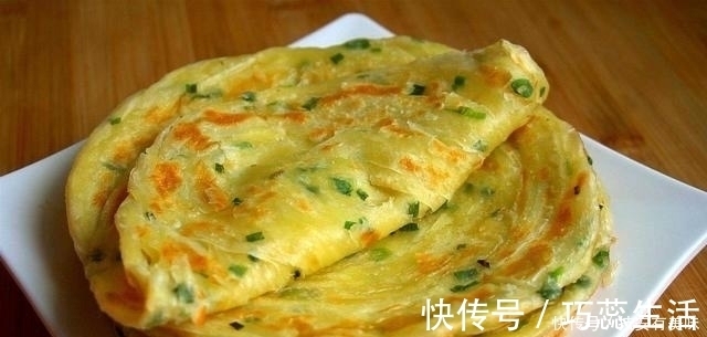 柔软|烙饼时，别再和面了，筷子搅一搅，柔软又好吃，凉了也不硬