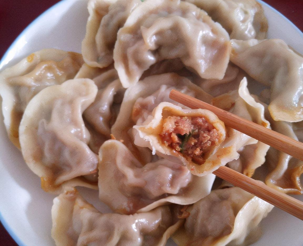 为啥自己总是调不出“香嫩的”肉馅？别只会放香油，学会多做2步