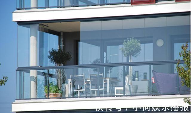 业主|封阳台还在用无框玻璃五年内必欲哭无泪!聪明的人都懂得这样选