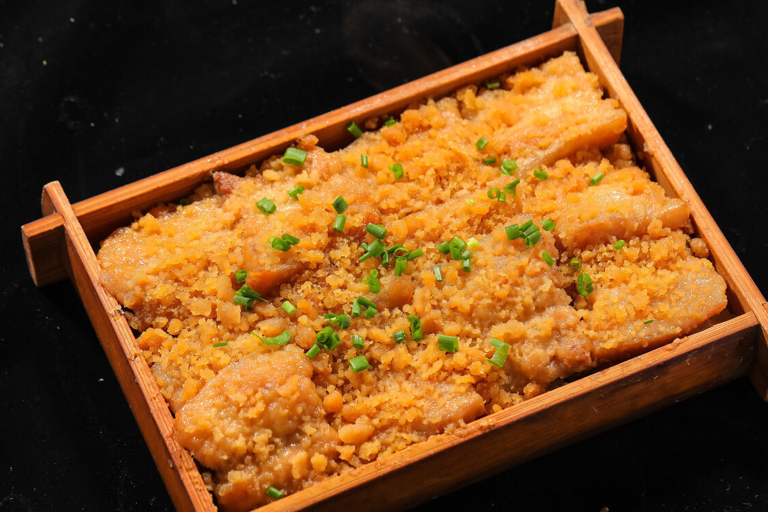 入味|粉蒸肉不能直接上锅蒸，学会2个技巧，五花肉酥烂入味不夹生