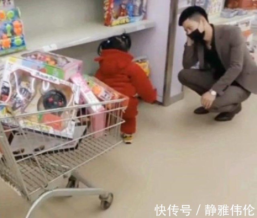 生活质量|哥哥带妹妹逛超市,妹妹买个不停让哥哥无奈:除了宠着还能怎么办