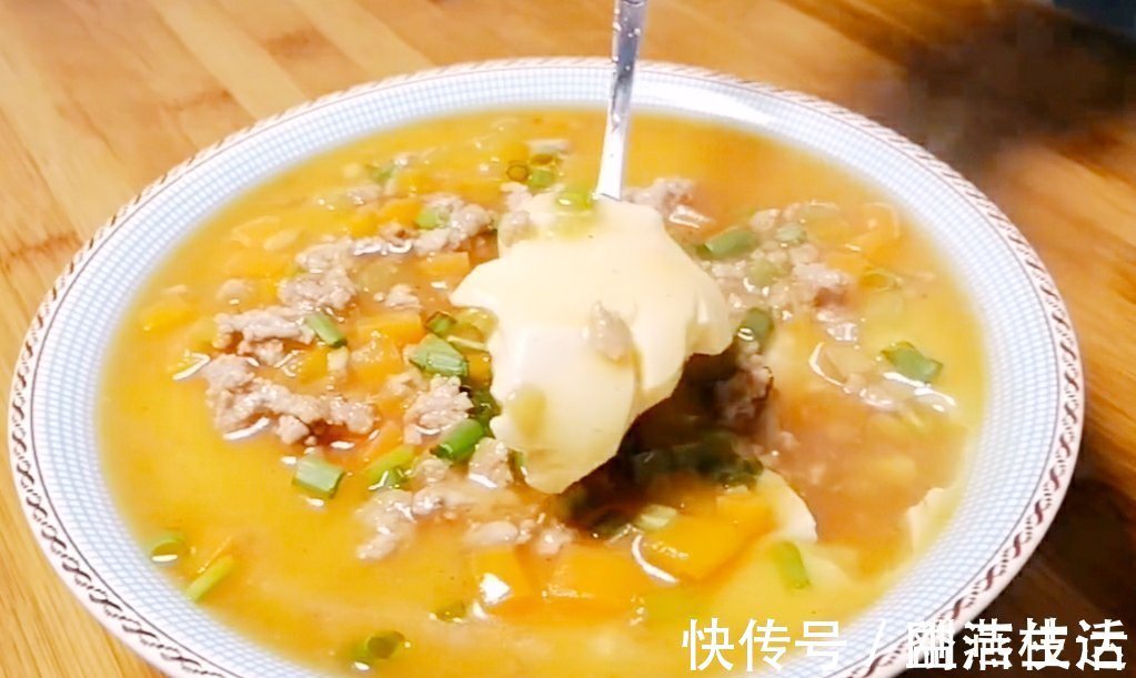 水豆腐|豆腐切成丁，不炒不炖不油炸，连吃1个月也不嫌烦，先收藏了