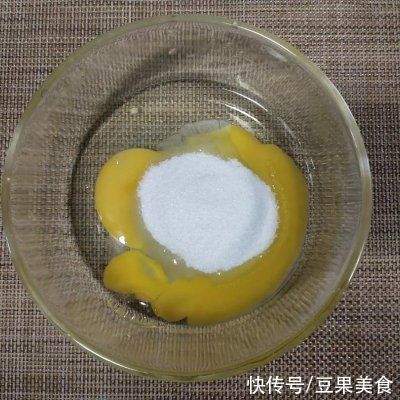 超简单的香酥杏仁蛋挞,烘焙手残党也能轻松hold住