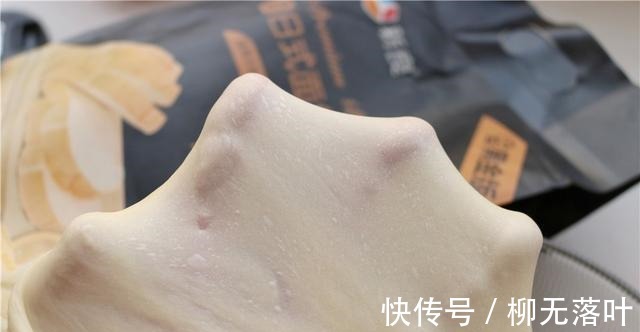 黄油|自制披萨，食材丰富，比外面卖的还好吃！