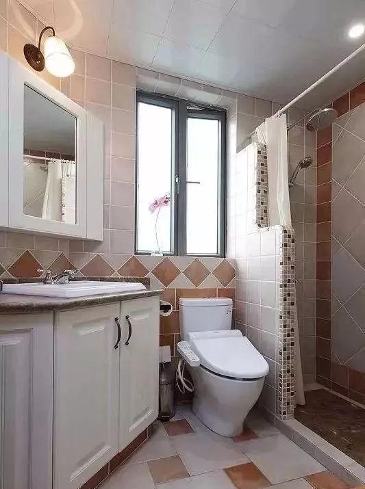 卫生间隔|卫生间就这样装非常漂亮,洗澡也方便,一天连洗三次都不过瘾