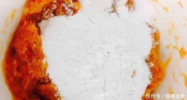 这菜我家儿子最爱吃,隔几天买5斤,捏一捏蒸一蒸,上桌就吃光!