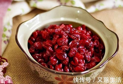 植化素|人到中年,不妨多吃3种食物,润肠道排毒素,可帮助瘦身减肥!