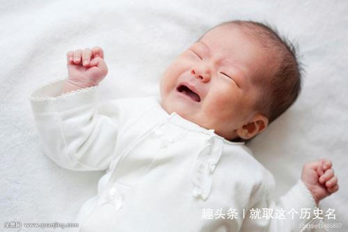 丈夫|孩子出生一周后,父母发现竟长出尾巴,医生检查后,父母愤怒报案