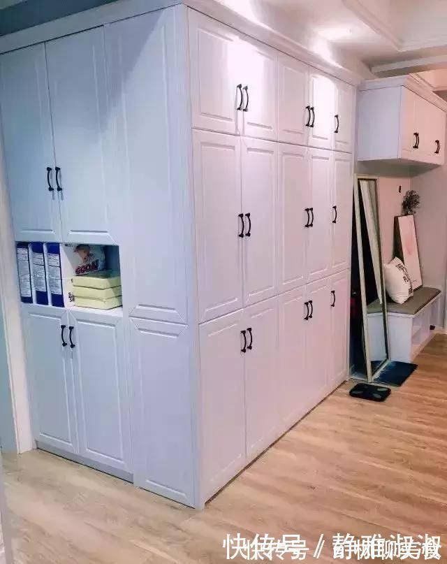 墙面|去朋友家串门，一进门就被鞋柜惊艳到了，真是漂亮又实用