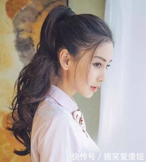 气质|冬天再懒也不要散着头发了,有静电!试试这几款扎发,气质又迷人