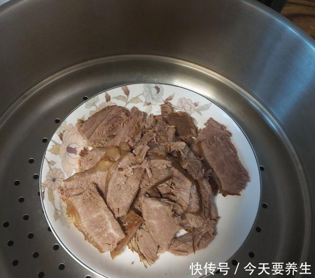 香菜牛肉面,美味早餐!