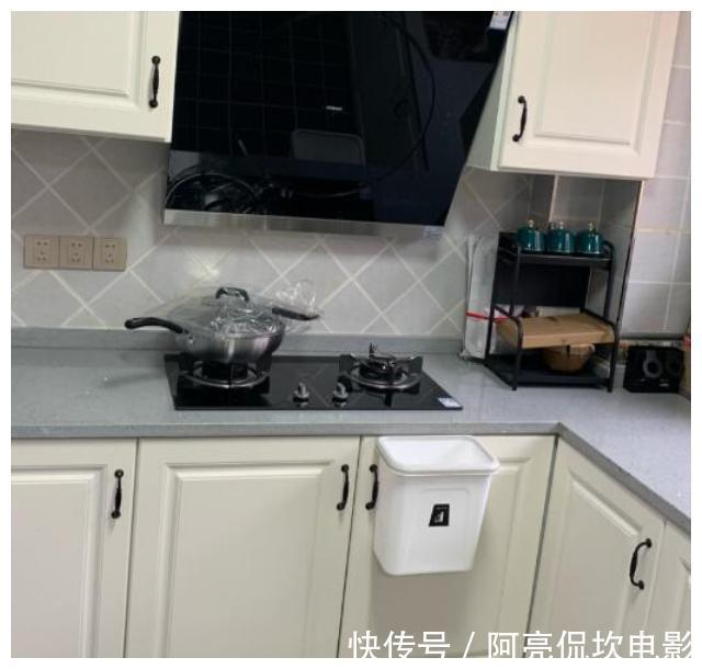 乳胶漆|110平轻奢风之家,卫生间就高大上,全屋大气有格调,越看越耐看