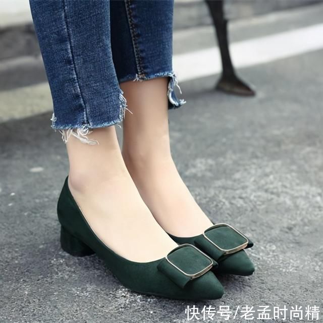 尖头|尖头浅口单鞋，穿出都市丽人的感觉