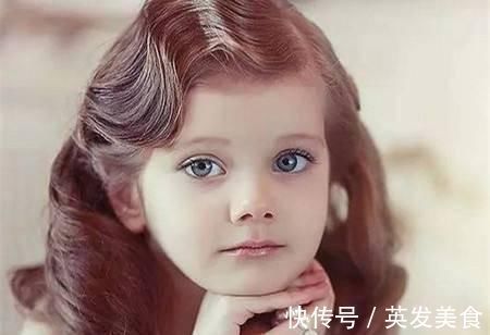 营养均衡|女孩第一次月经,若是不早于这个年龄,发育没问题,不用担心身高