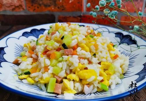 大忌|蛋炒饭,下锅直接炒是大忌,多加“1步”,米饭粒粒分明家人爱吃