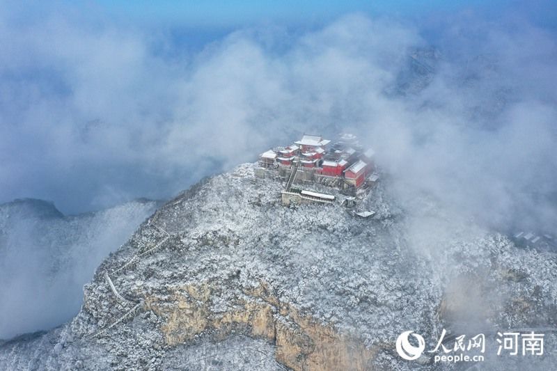 河南焦作云台山：皑皑白雪如临仙境