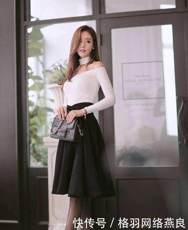 淡雅|路人街拍, 小姐姐一字肩黑白搭配裙装, 白皙丰满身材清新淡雅