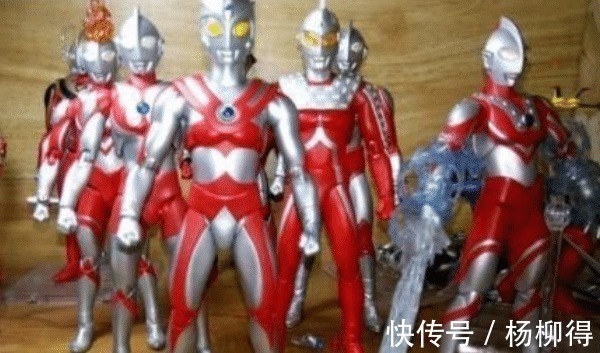 珍藏|孩子弄坏奥特曼手办,被邻居怒砸神像,事情的转机太戏剧性