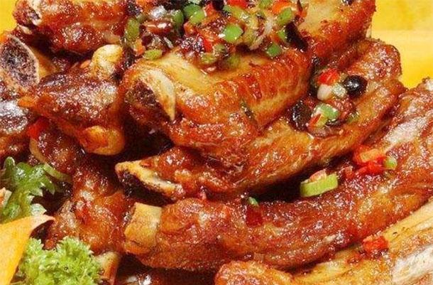 增强体质|孩子运动多需要补充大量钙物质,多吃补钙菜,补钙补铁骨骼发育好