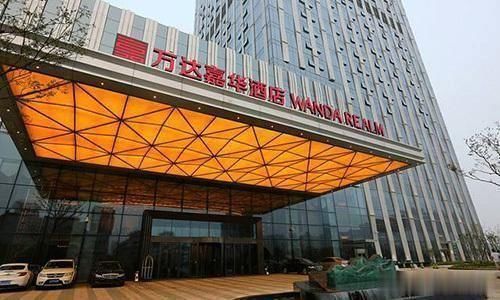 ipo|“一平方米不留”，万达全面退出房地产，王健林靠“它”竞争首富