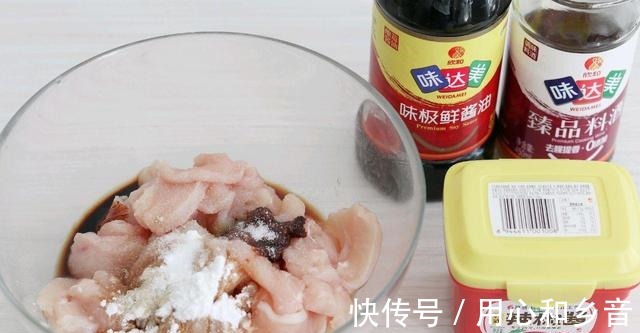 口感绝佳的童年小食，孜然牙签肉，香酥脆嫩，美味无比！