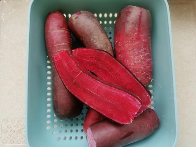 腌萝卜干，先晒还是先腌？教你60年的老方法，又香又脆一年不坏