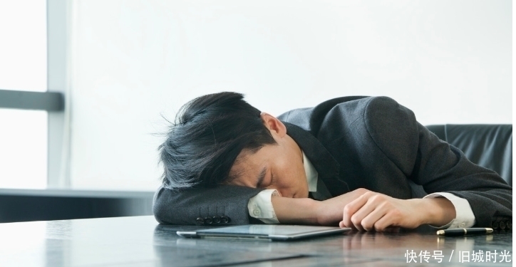 身体|男人开始衰老,身体会有10个特征,若没有,恭喜你的身体还不错