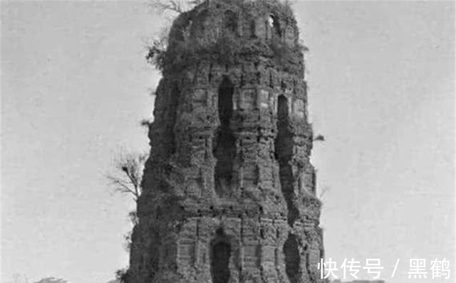 西关砖塔@雷峰塔坍塌后,地宫里面发现大量女性饰品,难道史上真有白素贞?