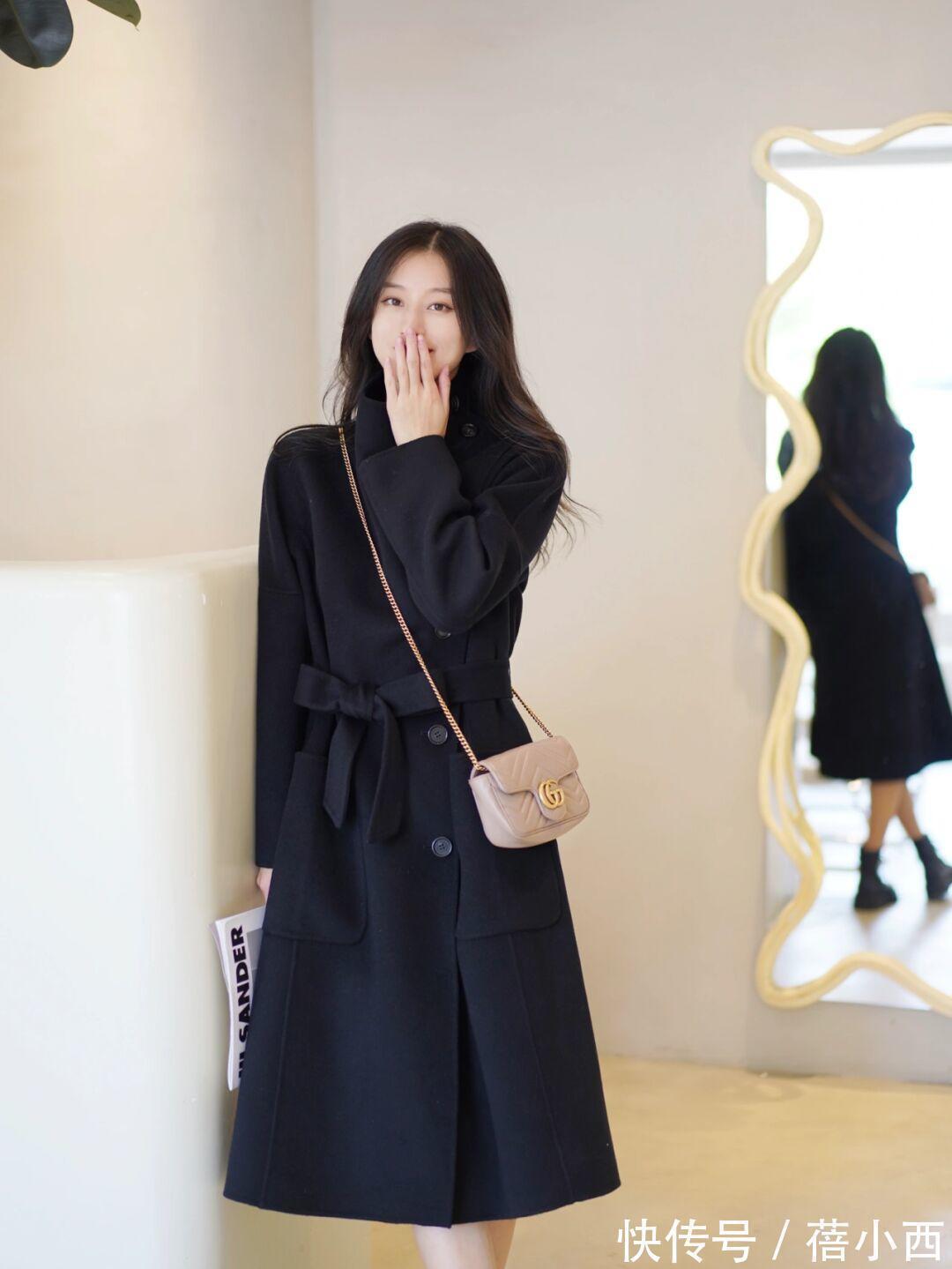 阔腿裤 秋冬建议多穿“大衣”,搭配半身裙保暖又优雅,搭配阔腿裤真高级