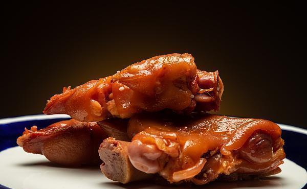 刮痧|真正的“胶原蛋白”被发现,不是猪蹄,若你喜欢,皮肤紧实人年轻