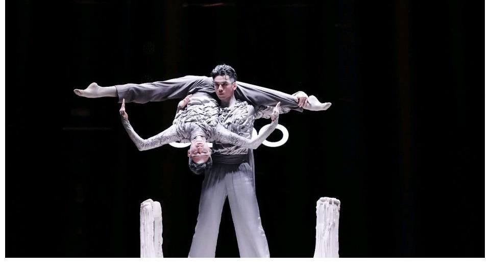 都是專業(yè)舞者，為何劉迦成團(tuán)李響卻被淘汰？李響到底輸在哪？