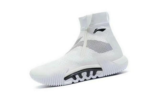 国产品牌 令人惊艳的潮流机能风,高颜值国产球鞋迎来潮酷新面孔!