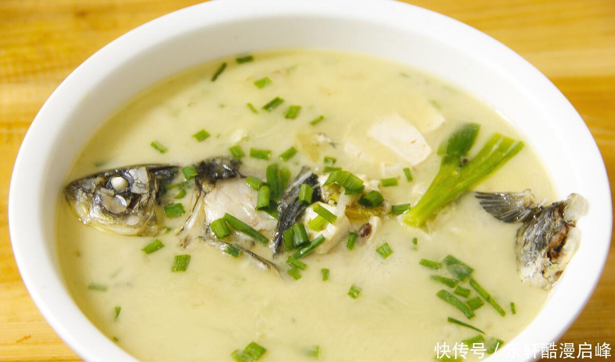 买鲫鱼,要分清“工程鲫”和“土鲫”,差别很大,买错浪费钱