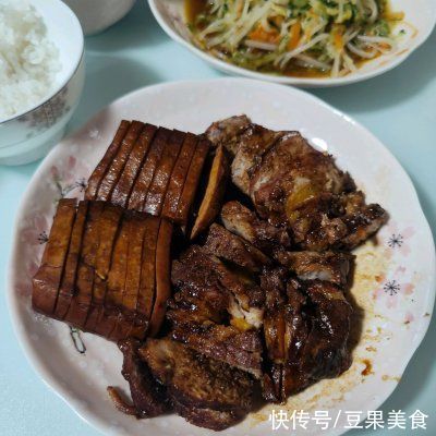 咸蛋黄酿肉|厨娘教你一招巧做咸蛋黄酿肉