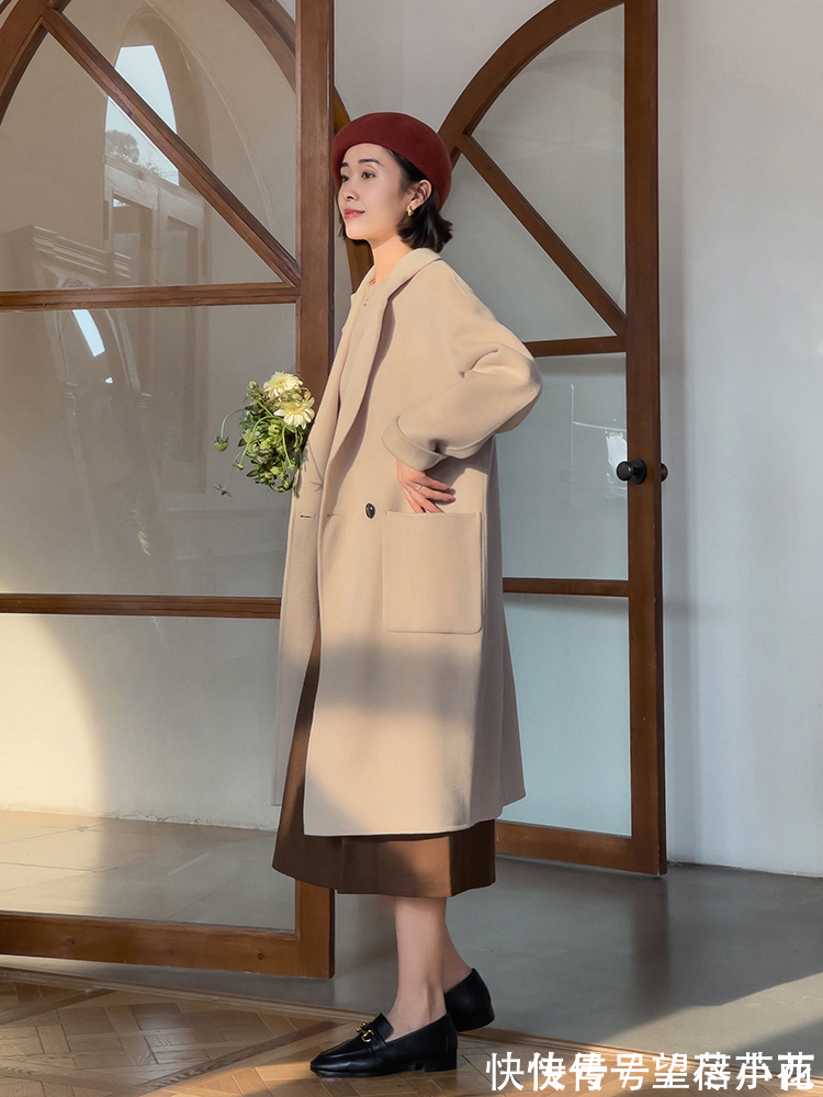 颜色 想要展现高级的女人,初冬选这5个颜色的大衣,不老气、不扮嫩