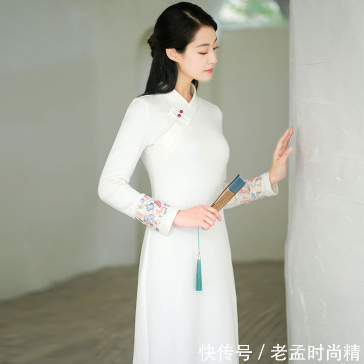 一针一线|端庄刺绣针织旗袍,一针一线,彰显纤细之美