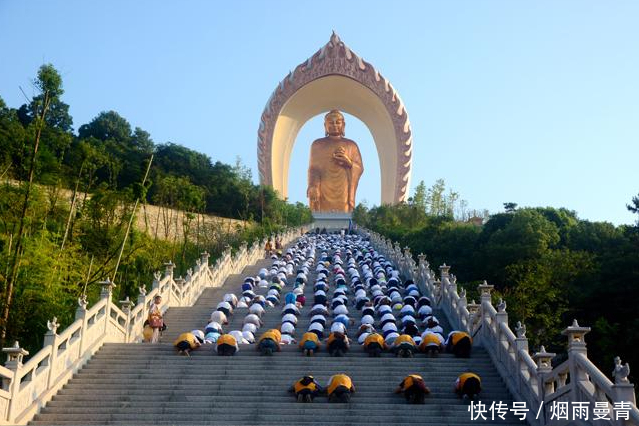 国内一“良心”寺庙，门票斋饭免费，唯独一类人不能进