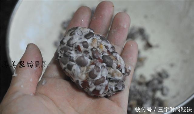 天气变凉,早餐别只蒸馒头!试试它吧,清甜软糯,早上好胃口!