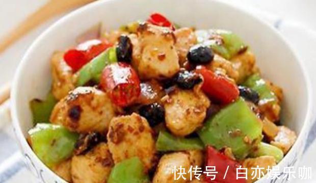 美食推荐:豆豉炒鸡丁、菠菜炒金针菇、豉油蒸鲤鱼、双椒炒猪肚