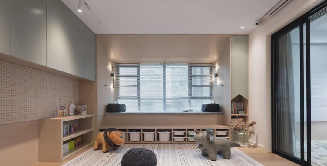 卫生间|132平的家，客厅这样设计，可太适合两娃家庭了！