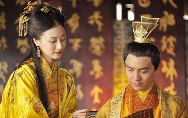 古代凤冠有多美?看看已出土的3顶皇后凤冠,比电视里演的美多了